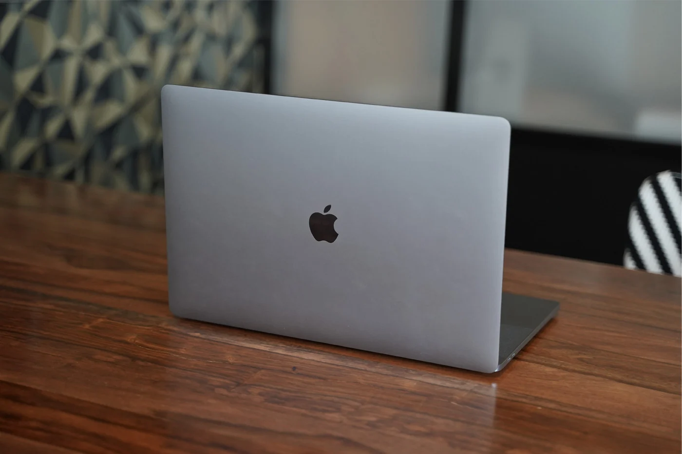 WWDC 2021 用の MacBook Pro