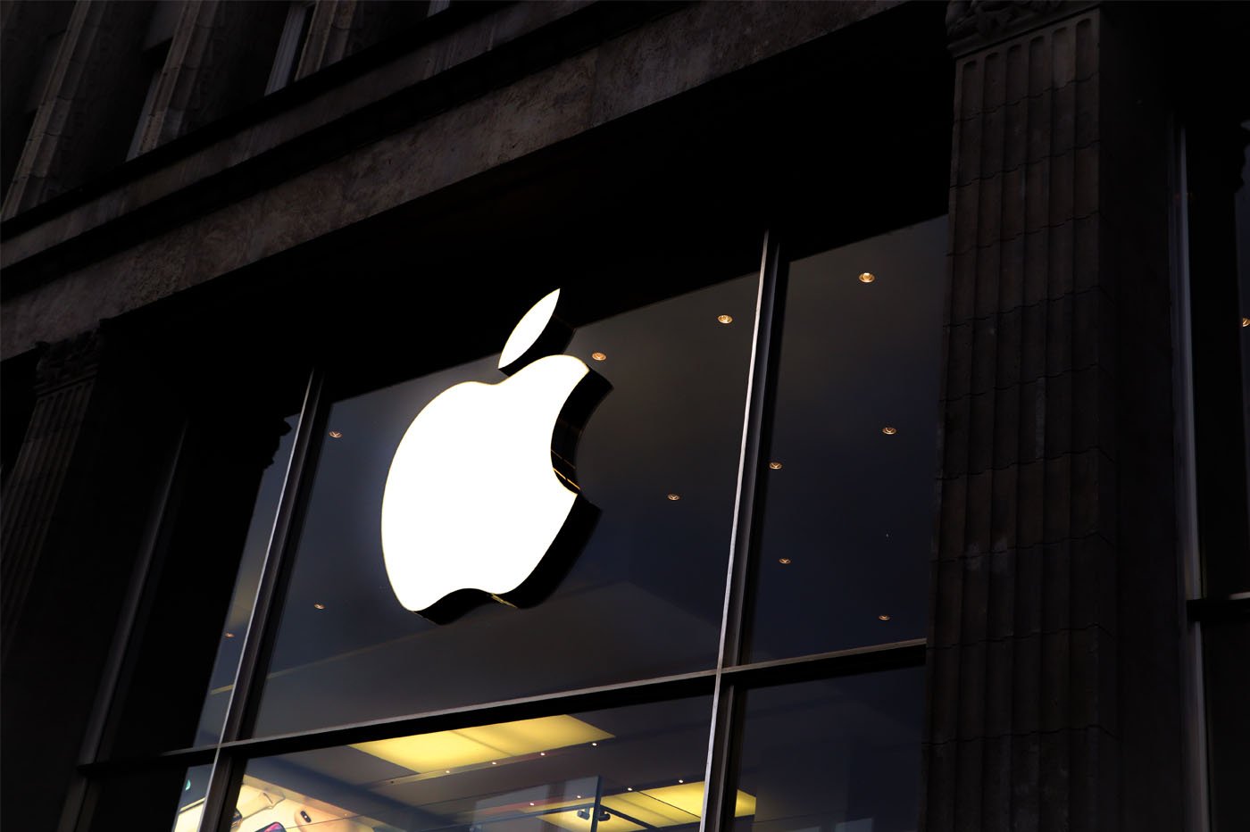 1か月以内にAppleは四半期決算を発表する予定