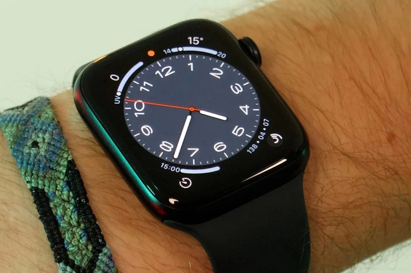 Apple Watch Series 9 VS Apple Watch Series 8: 比較と違い