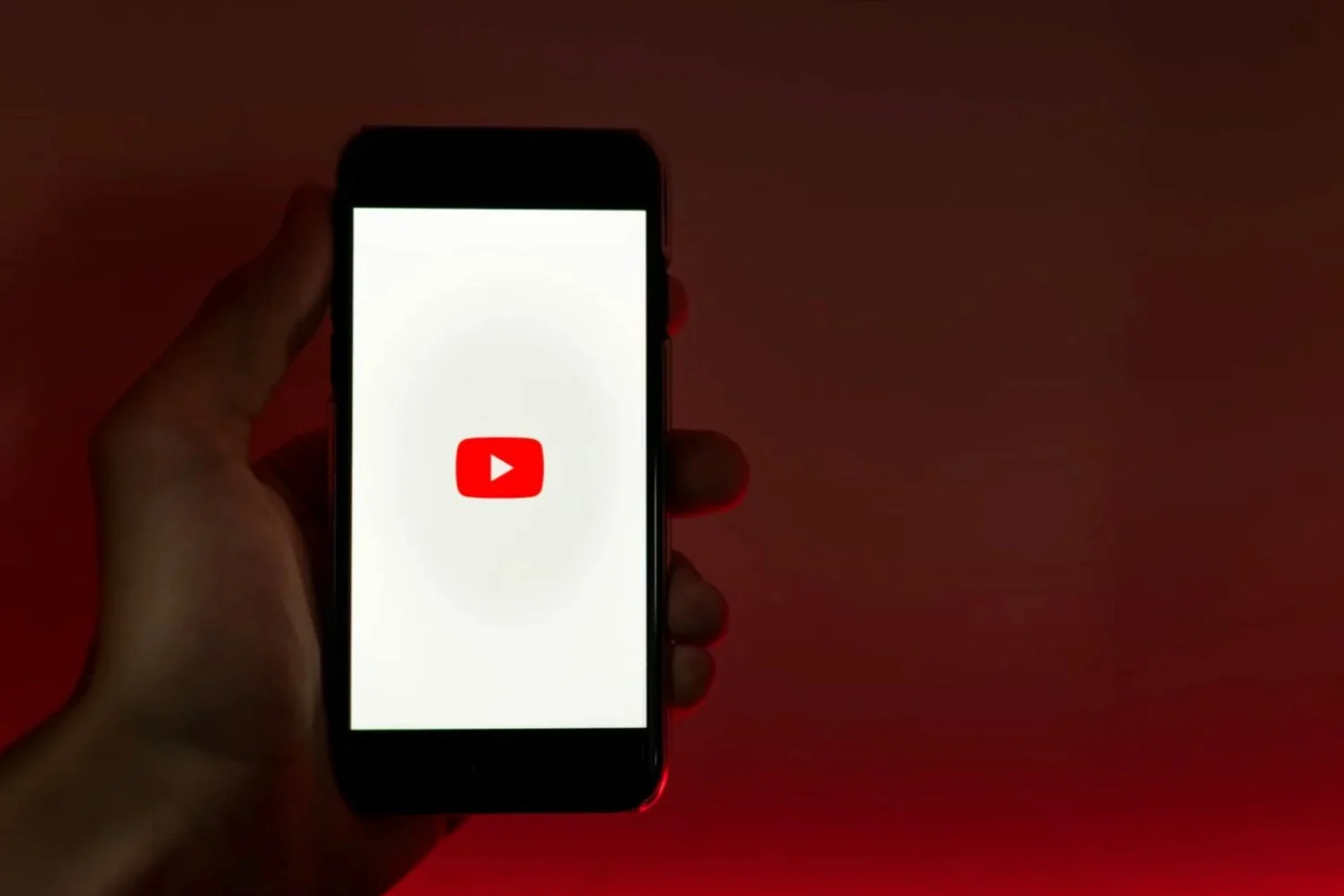 YouTube では iPhone 向けに 75 の無料モバイル ゲームを提供しています