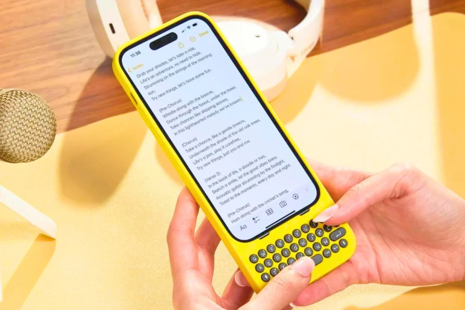 別の iPhone モデルを BlackBerry に変身させることができます