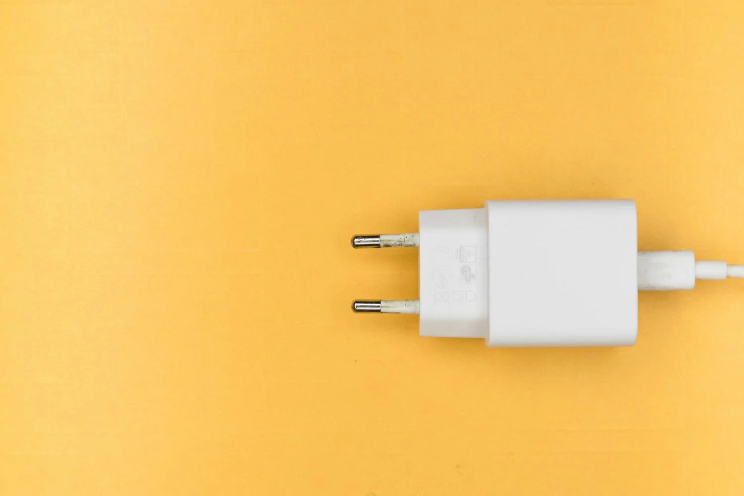 iPhone 17：負荷が高く？よくわかりません...