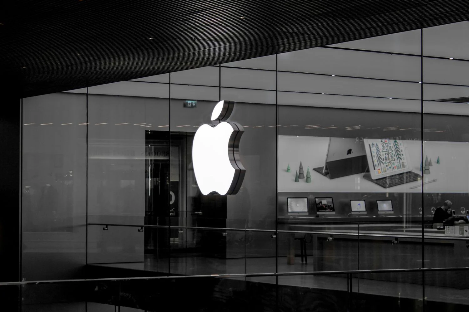 Apple：遅延の増加、しかし避けられない価格
