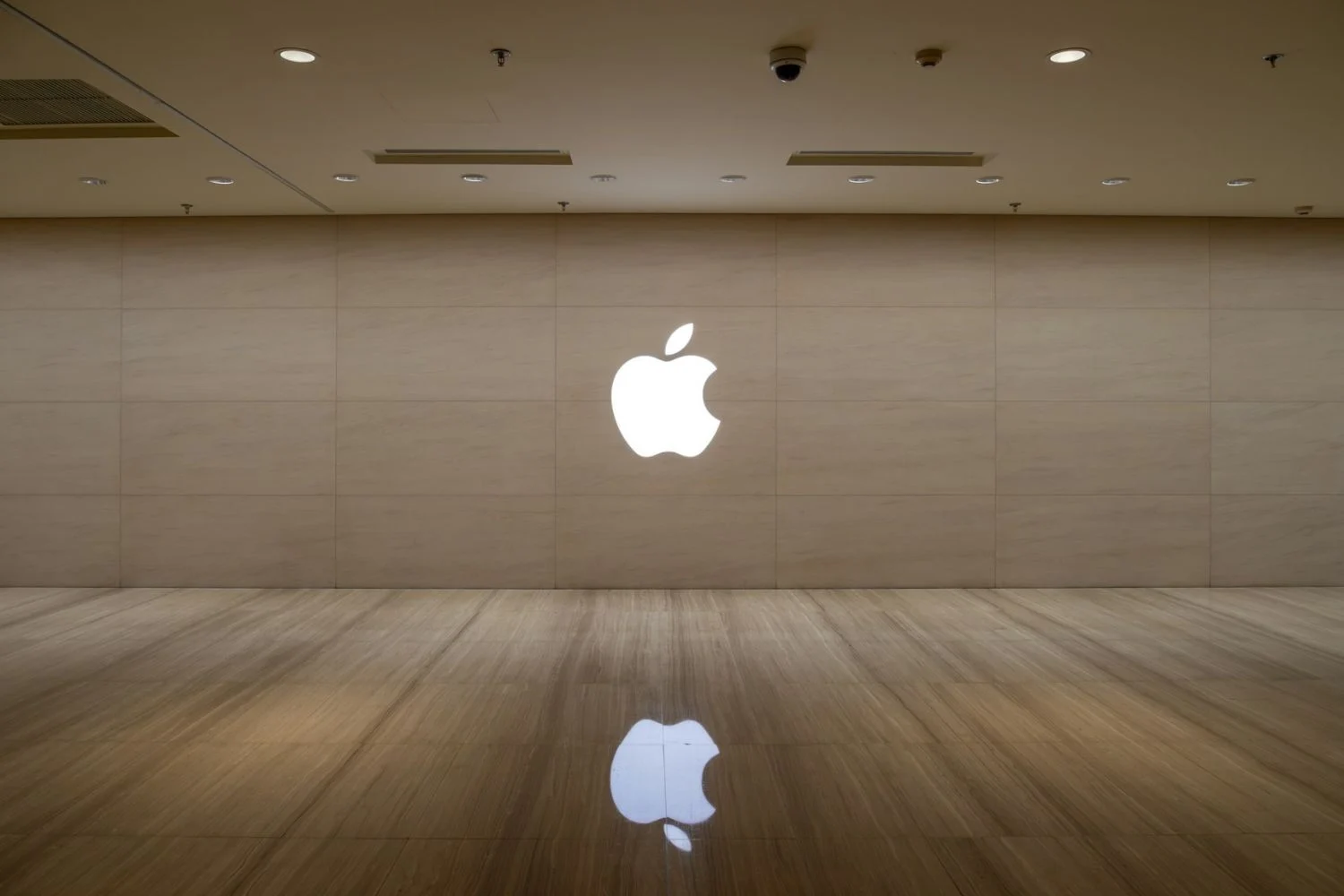 Appleは5月1日に決定的な任命を修正します