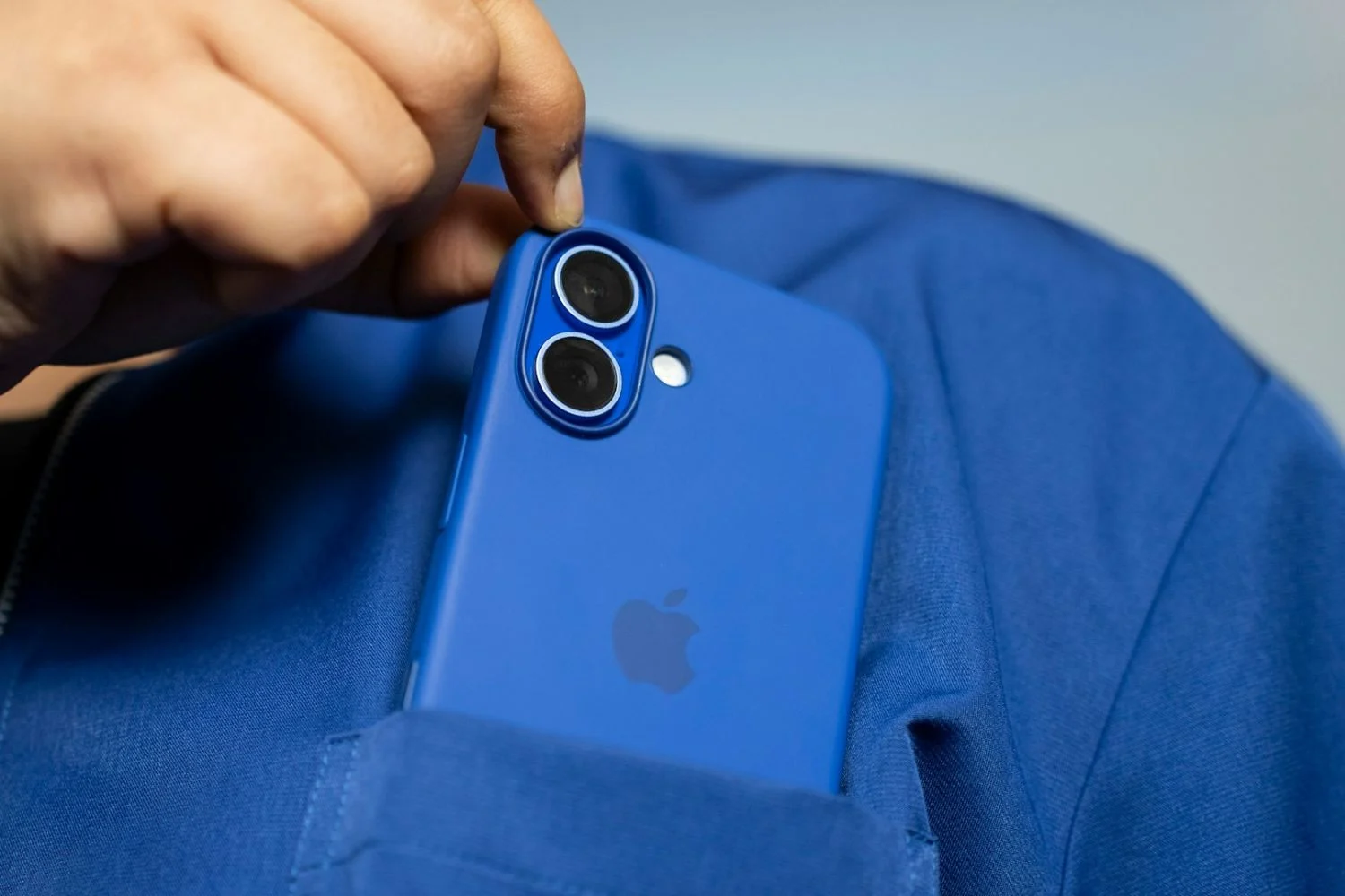 iPhone 16：しかし、Apple Intelligenceはこの広告のどこに行きましたか？