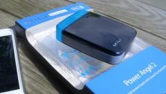 テスト: USB ケーブルが組み込まれた iPhone 5 の「Mili Power Angel 2」バッテリーは、「iPhon.fr による推奨」ラベルを取得しています。