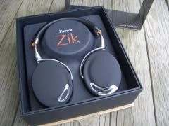 Parrot Zik ヘッドセットのレビュー: iPhone および Android スマートフォン用のノイズリダクション機能を備えたワイヤレス Bluetooth ヘッドセット