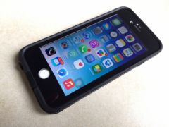 新しいiPhone 6 Lifeproof Fre防水ケースがテスト前の20枚の写真で明らかに