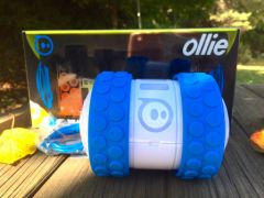 Sphero ロボット ボールの次は、テスト前の画像で発見される Ollie です。