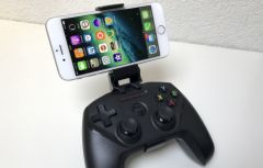 Steelseries Nimbus iOS コントローラーは数ユーロで、iPhone 用のアタッチメント、参考資料、写真、レビューを提供します。