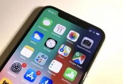 将来のiPhone X「Plus」がAppleの敷地からサーフィンし、そのありそうな定義を明らかにする