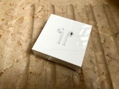 受け取ったAirPods：写真、詳細、ペアリング、第一印象