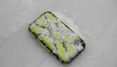 G-Form ケースのビデオデモ: iPhone はホッケースティックの打撃にも耐えます (およびその他のビデオ)